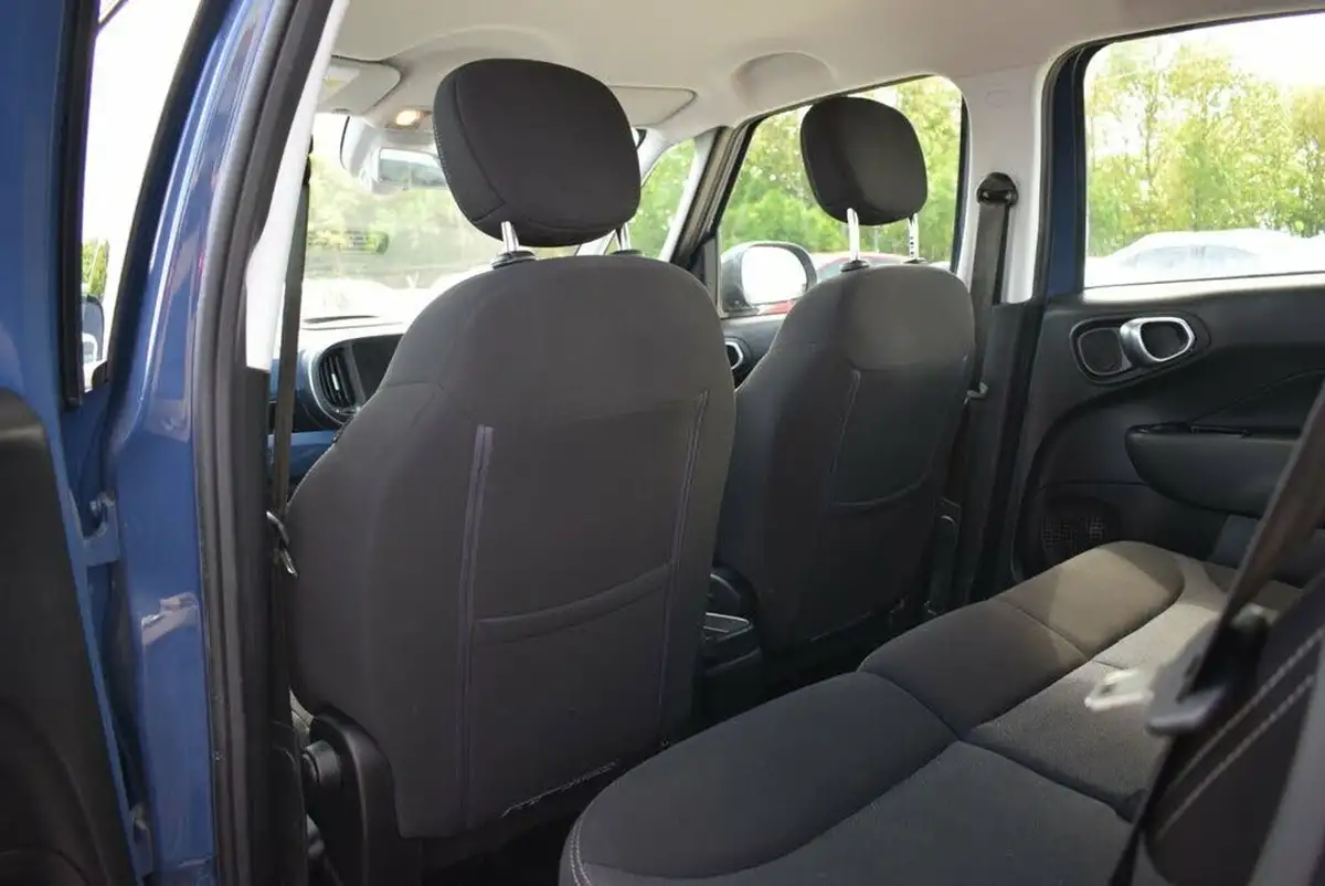 2018-fiat-500l-14-cross-big-18
