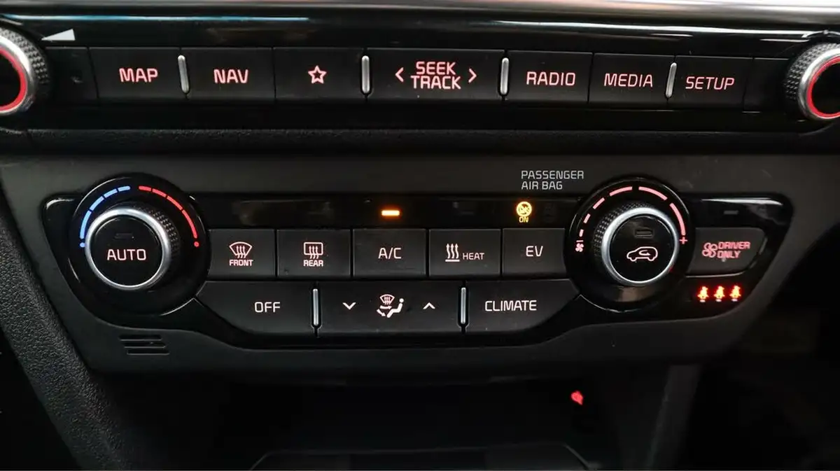 2022-kia-niro-ev-e-3-big-12