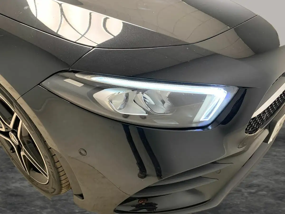 2021-mercedes-benz-a-class-20d-a180d-amg-line-executive-edition-hatchback-5d-big-26