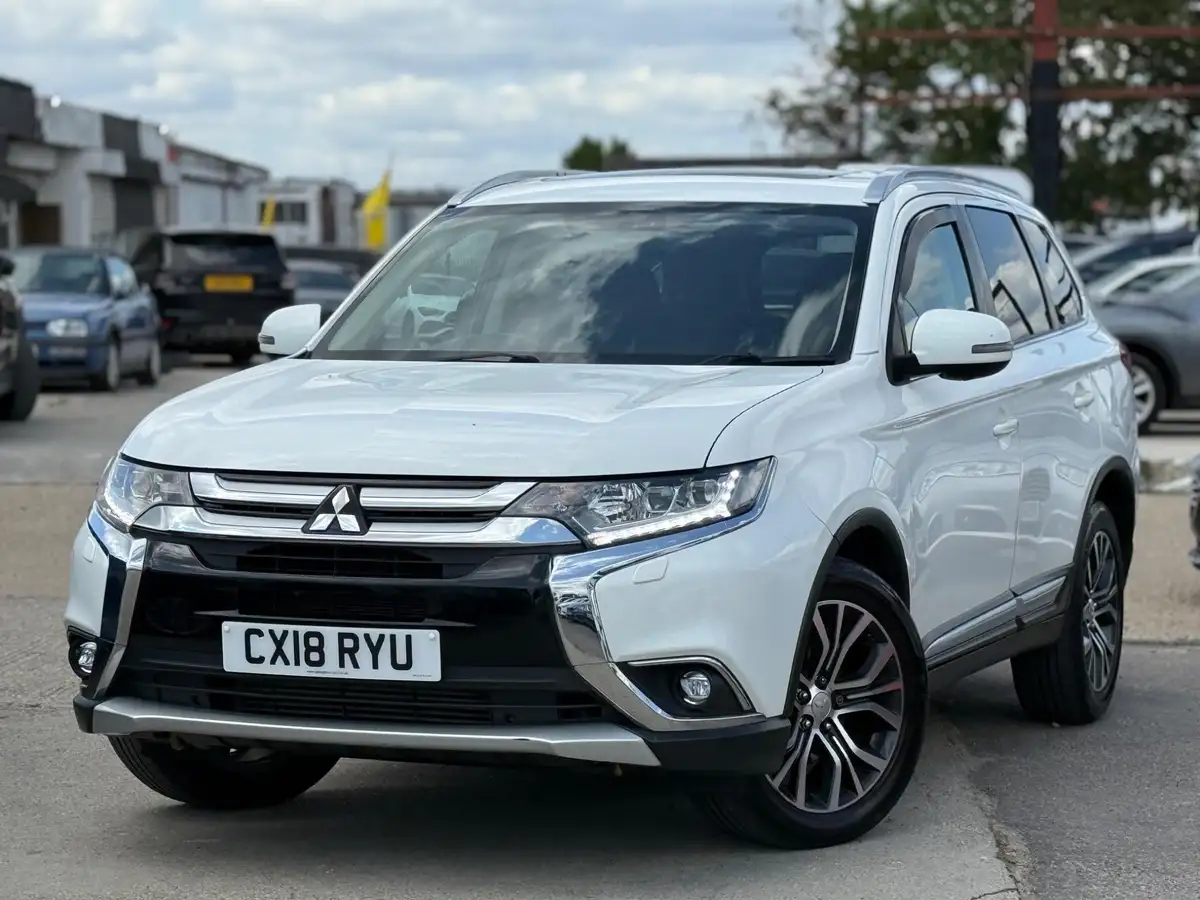 2018-mitsubishi-outlander-22di-d-4-leather-auto-big-9
