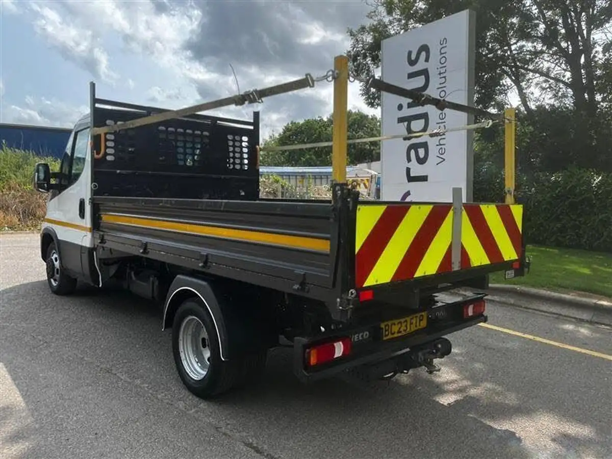 2023-iveco-daily-35c-class-23td-35c14-business-3000mm-136pseu6dt-3000-big-6