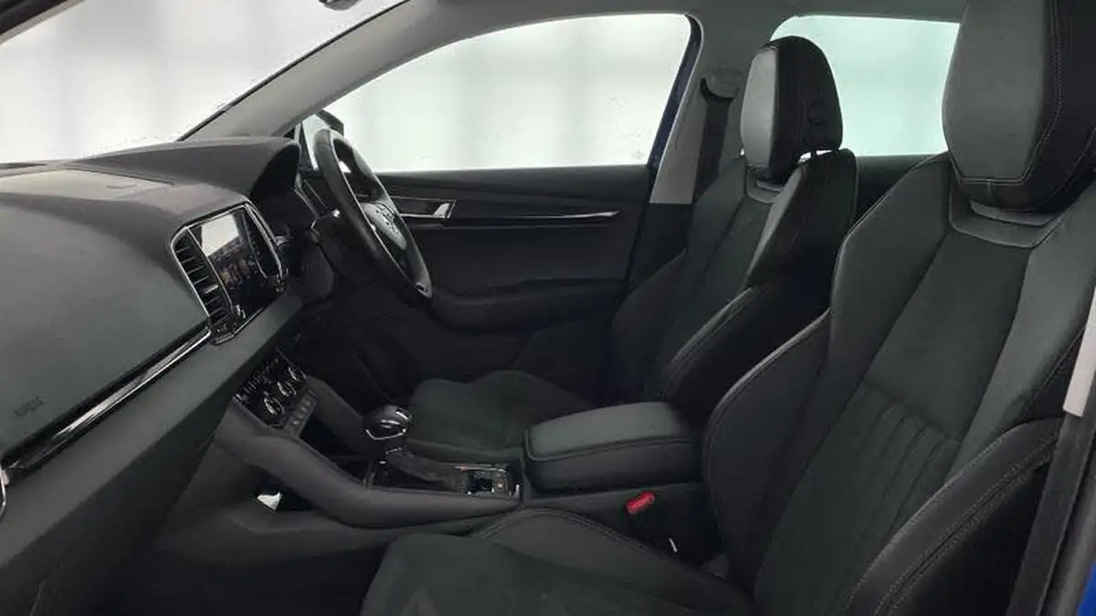 2021-skoda-karoq-15-tsi-se-l-dsg-big-39