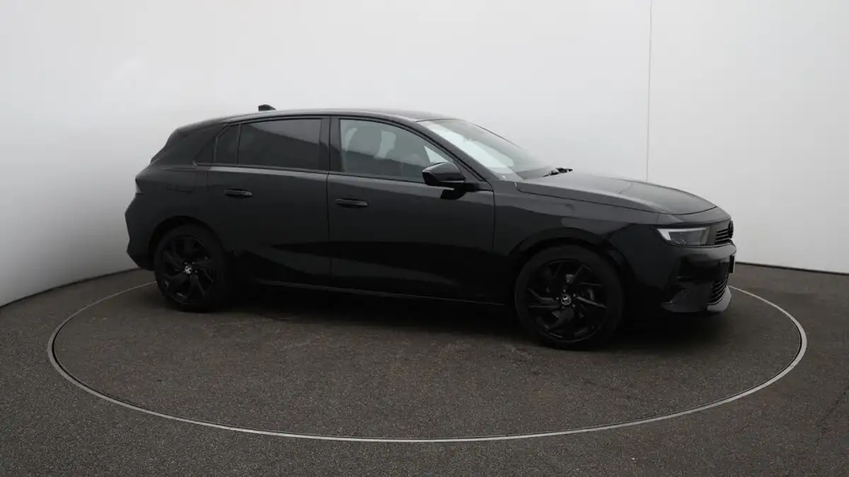 2023-vauxhall-astra-12-turbo-gs-hatchback-auto-big-38