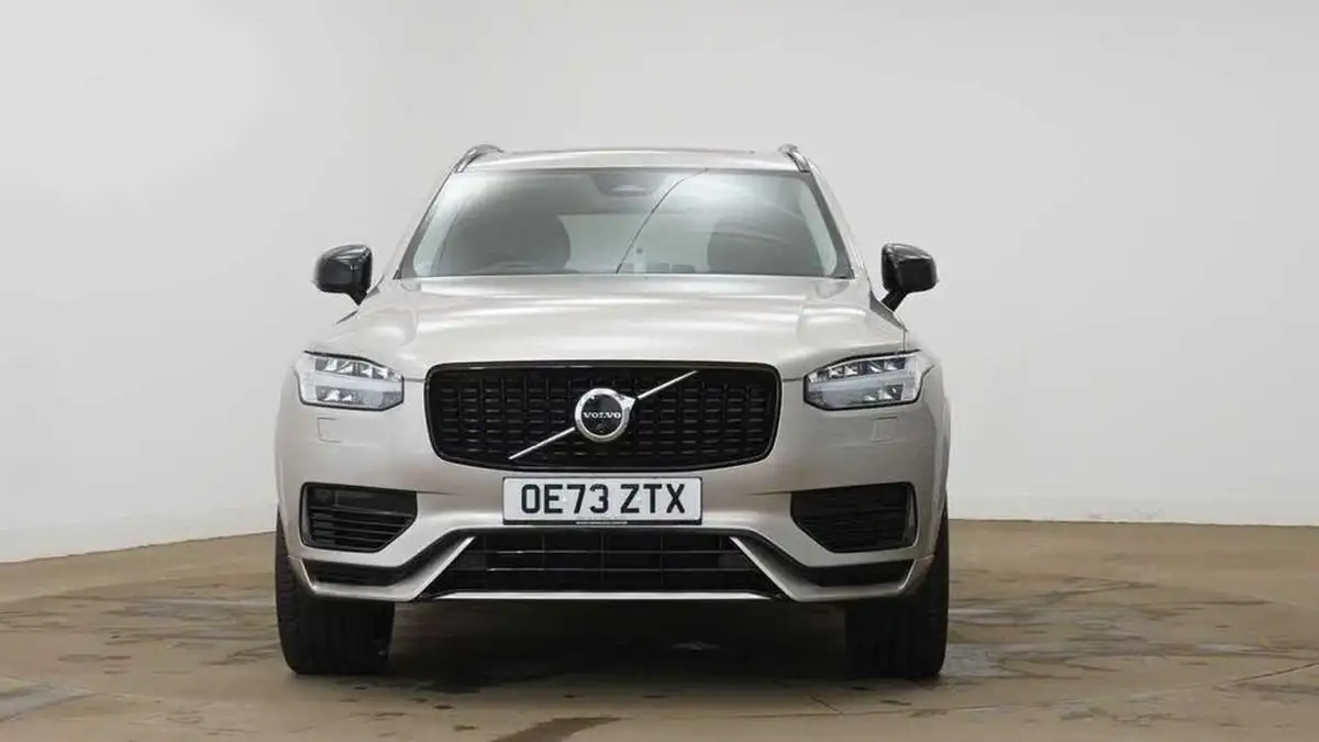 2023-volvo-xc90-20-t8-plus-big-8