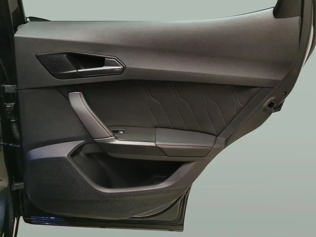 2024-cupra-formentor-14-e-hybrid-v1-big-42