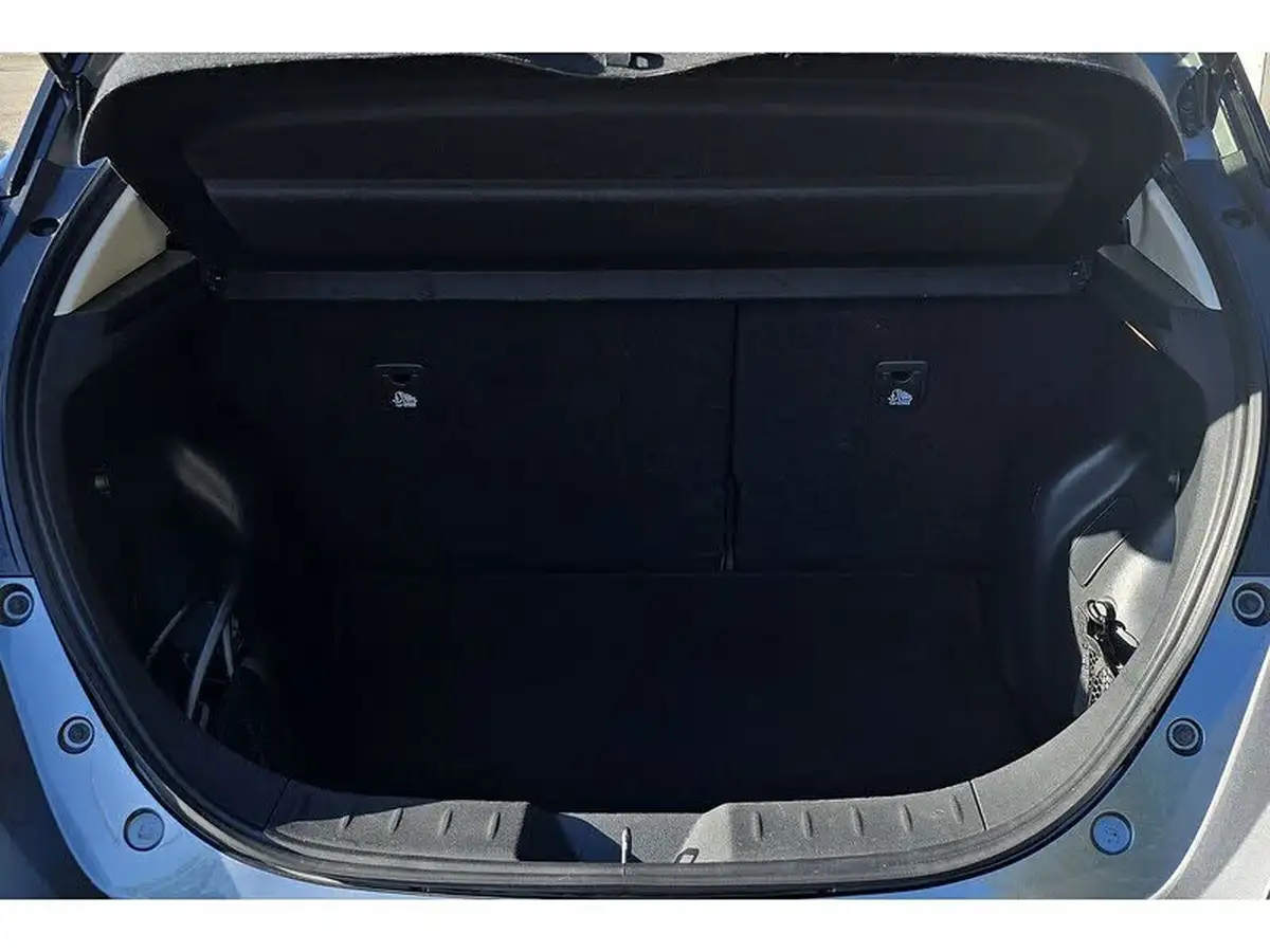 2020-nissan-leaf-e-n-connecta-big-25