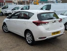 2017-toyota-auris-18-vvt-i-hsd-business-edition-tss-hatchback-small-4