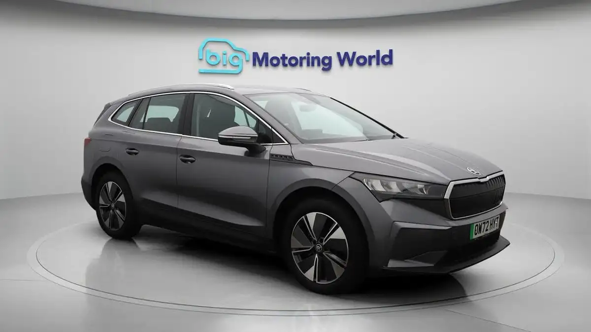 2022-skoda-enyaq-e-60-big-1