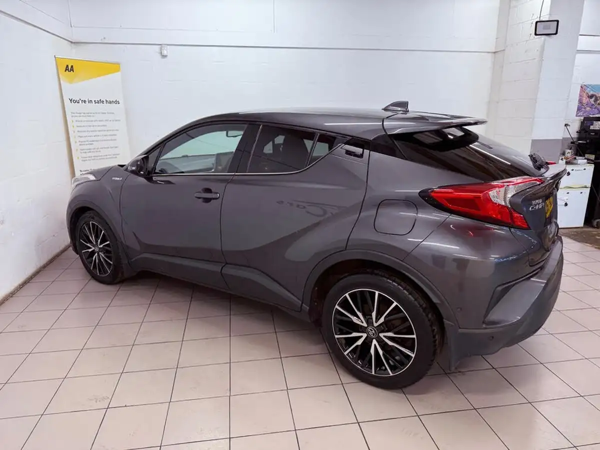 2017-toyota-c-hr-18-vvt-i-excel-big-4