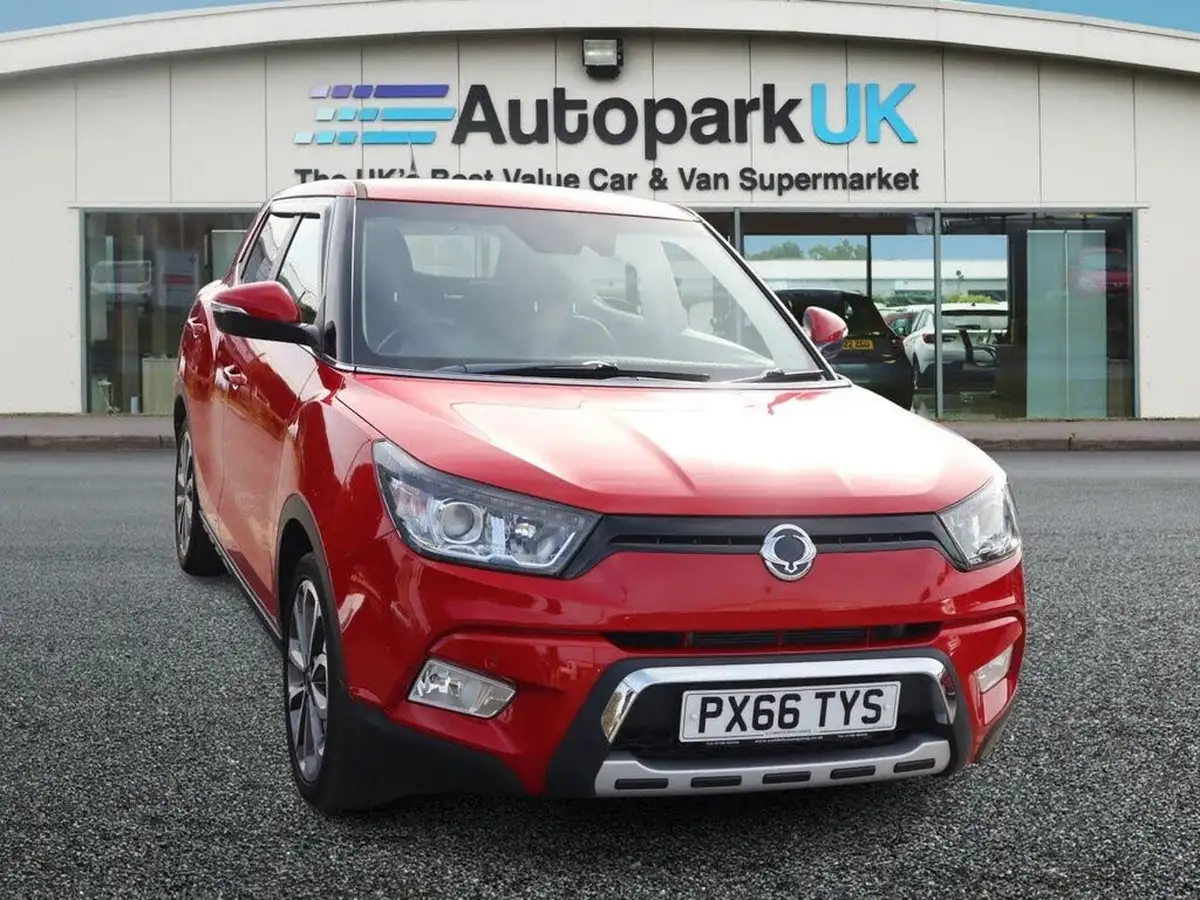 2017-kgm-ssangyong-tivoli-16-elx-big-9
