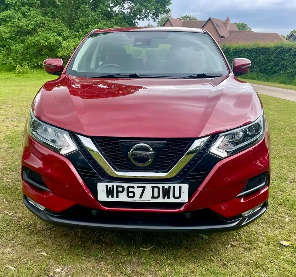 2018-nissan-qashqai-12-dig-t-acenta-big-1