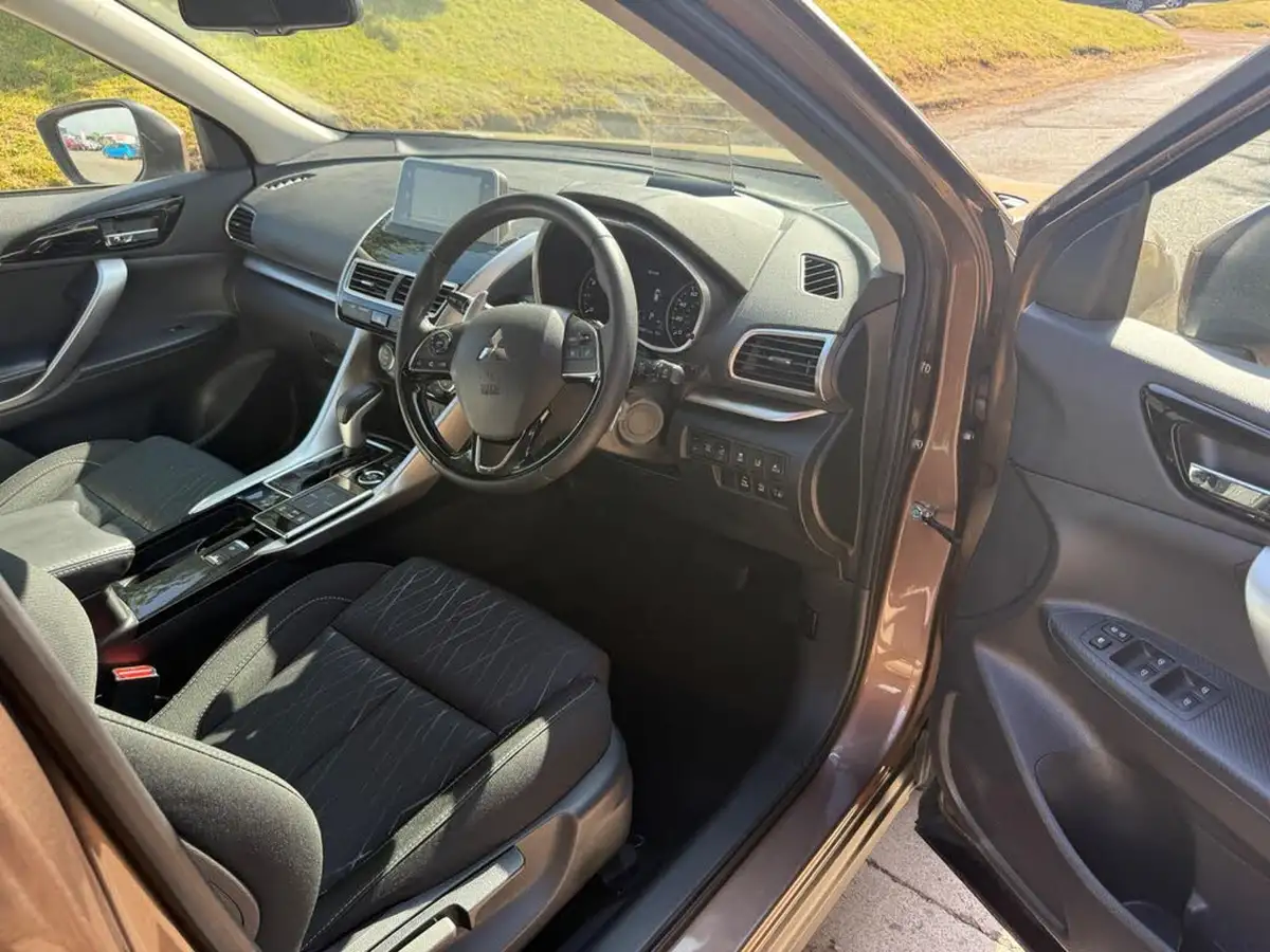 2021-mitsubishi-eclipse-cross-15-3-4wd-auto-big-26