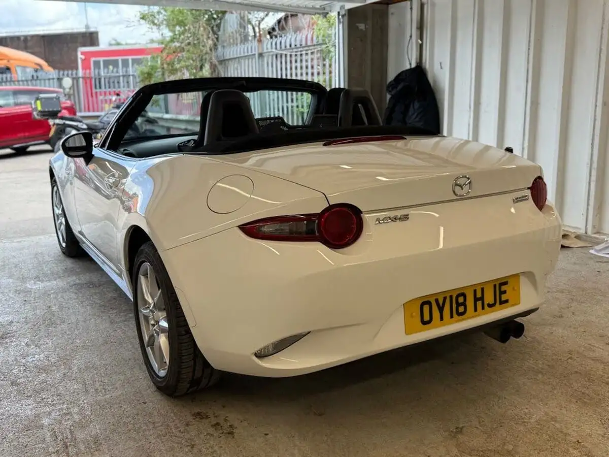 2018-mazda-mx-5-15-se-big-5