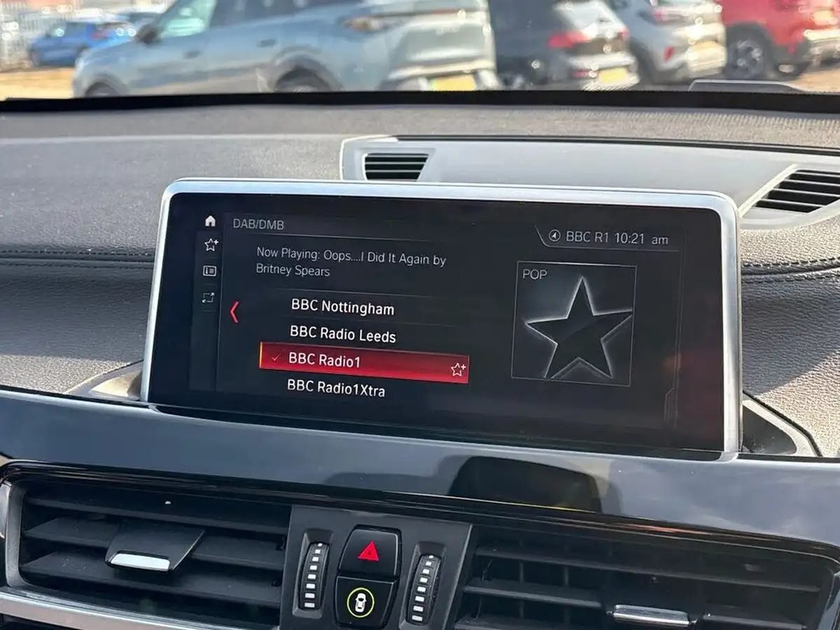 2022-bmw-x1-20td-sdrive18d-xline-sport-auto-big-10