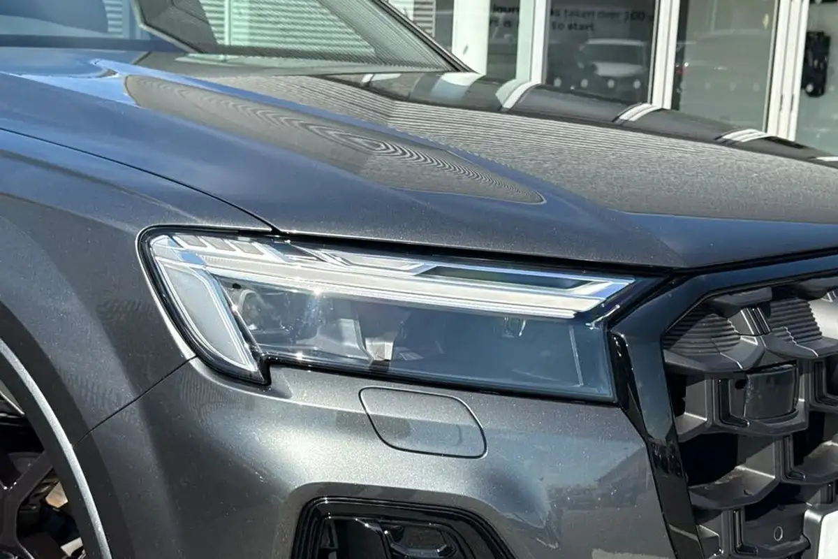 2025-audi-q7-30-45-tdi-black-edition-big-7