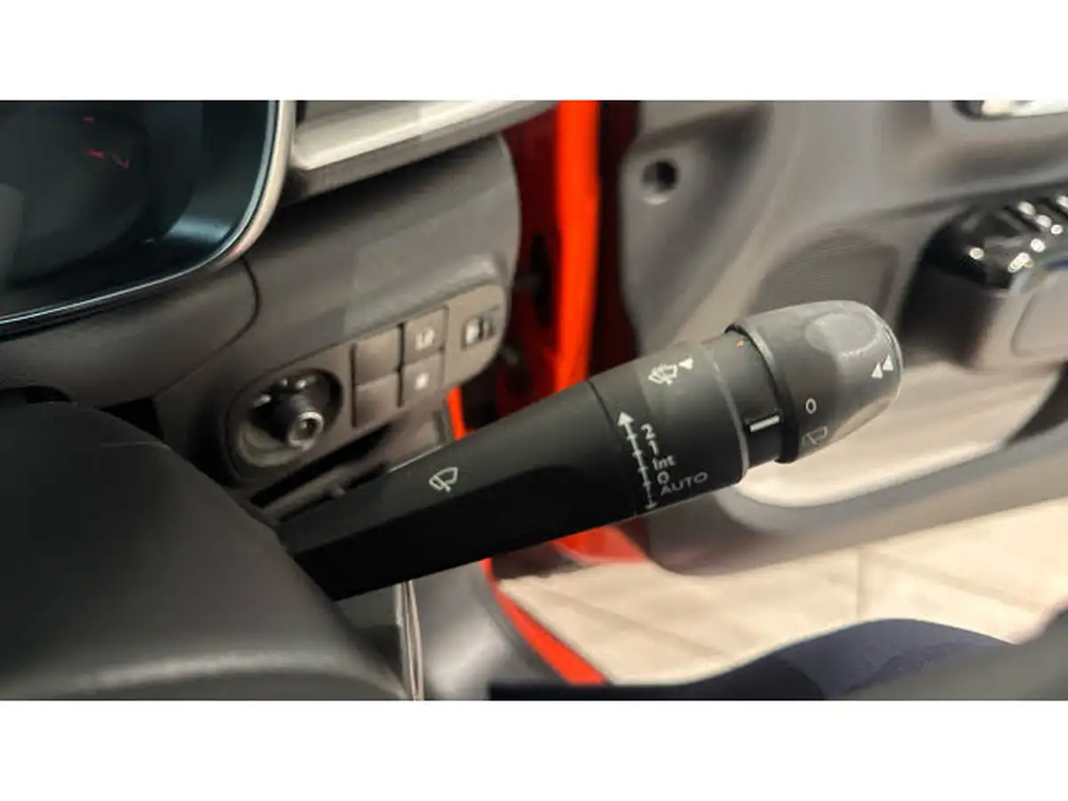 2019-citroen-c3-15bluehdi-flair-big-23