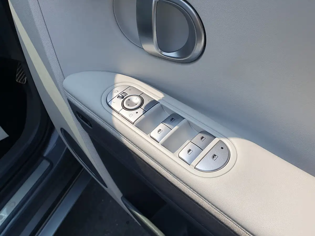 2023-hyundai-ioniq-5-e-namsan-edition-228ps-rwd-big-33