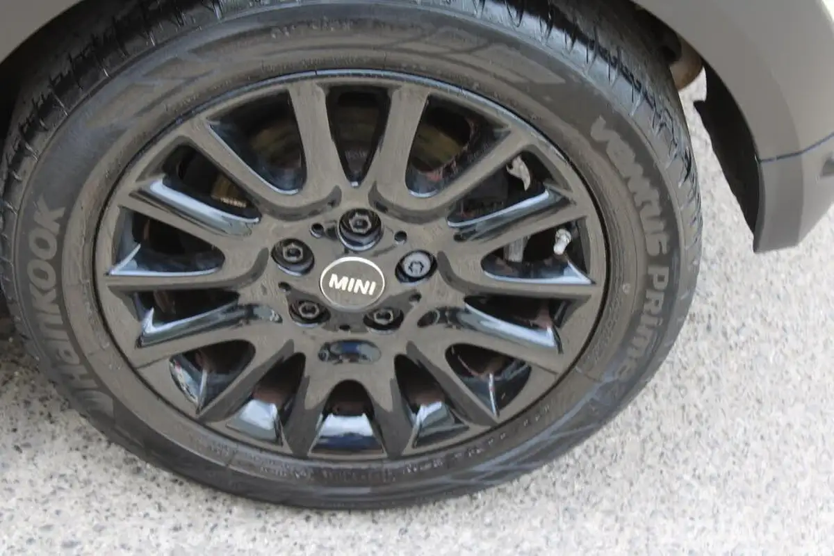 2017-mini-cooper-15-cooper-ss-convertible-2d-big-20
