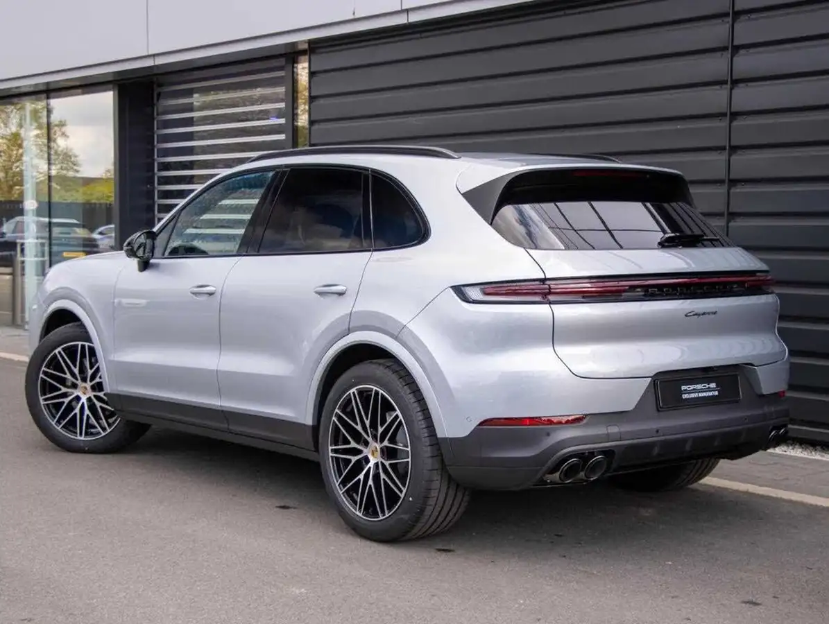 2025-porsche-cayenne-30-v6-353ps-station-wagon-big-2