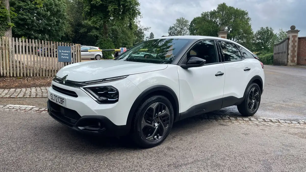 2022-citroen-c4-12-puretech-sense-big-6