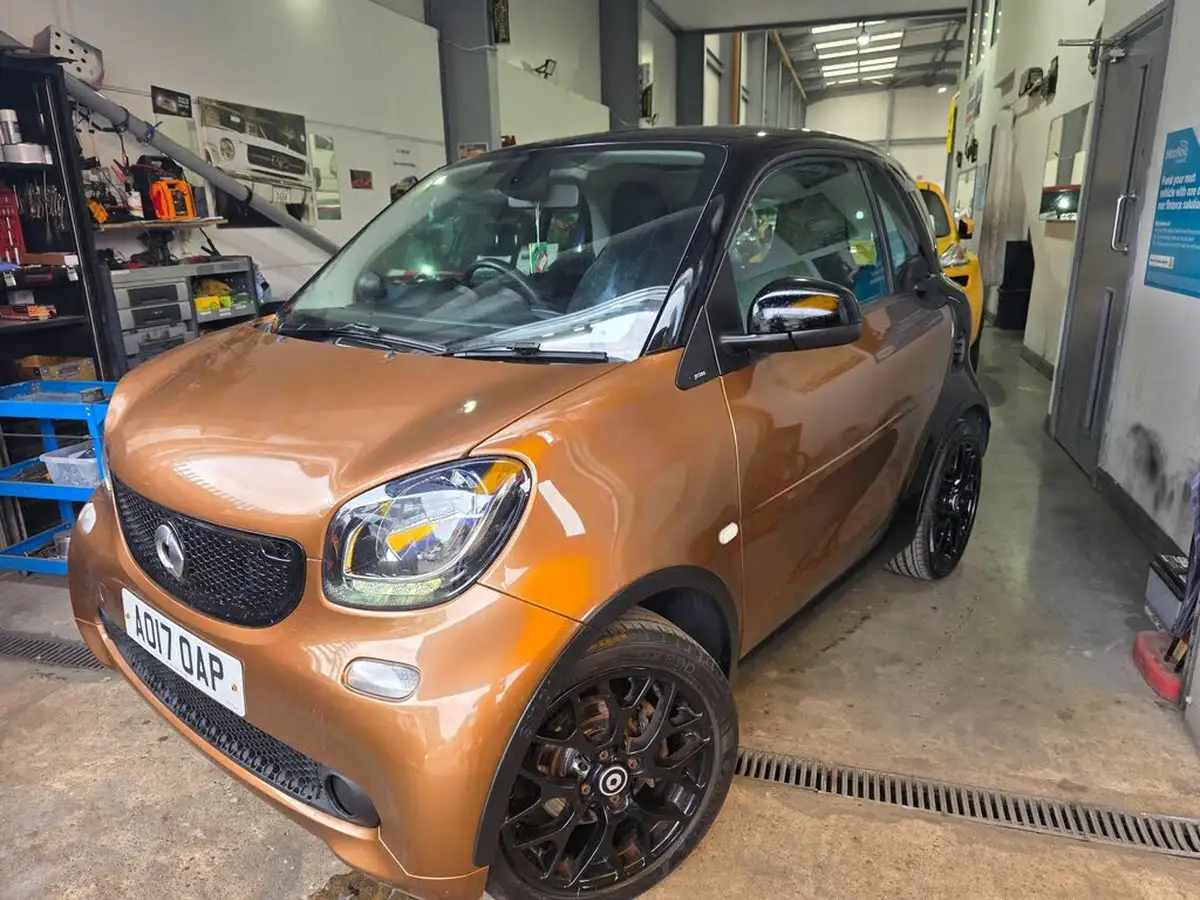 2017-smart-fortwo-09-prime-sport-90bhp-premiumss-coupe-twinamic-big-2