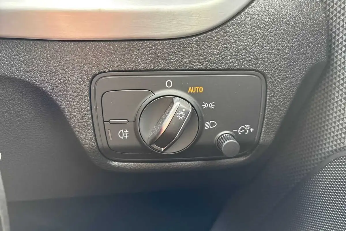 2024-audi-q2-10-30-tfsi-s-line-110ps-big-35