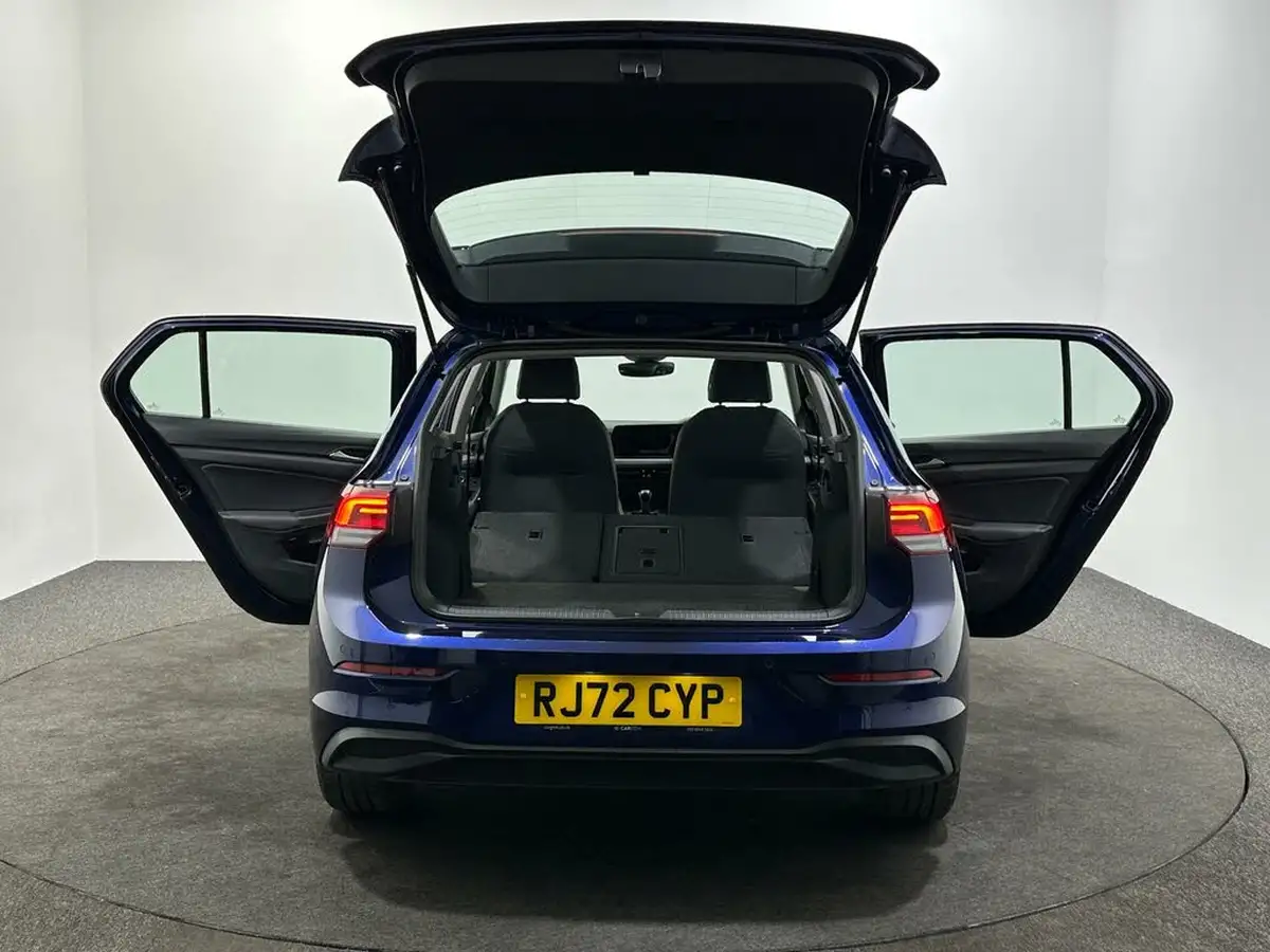 2022-volkswagen-golf-15-tsi-life-150ps-hatchback-big-43