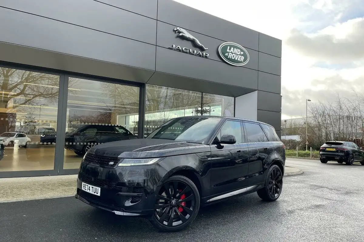 2024-land-rover-range-rover-sport-30-d300-dynamic-se-big-27