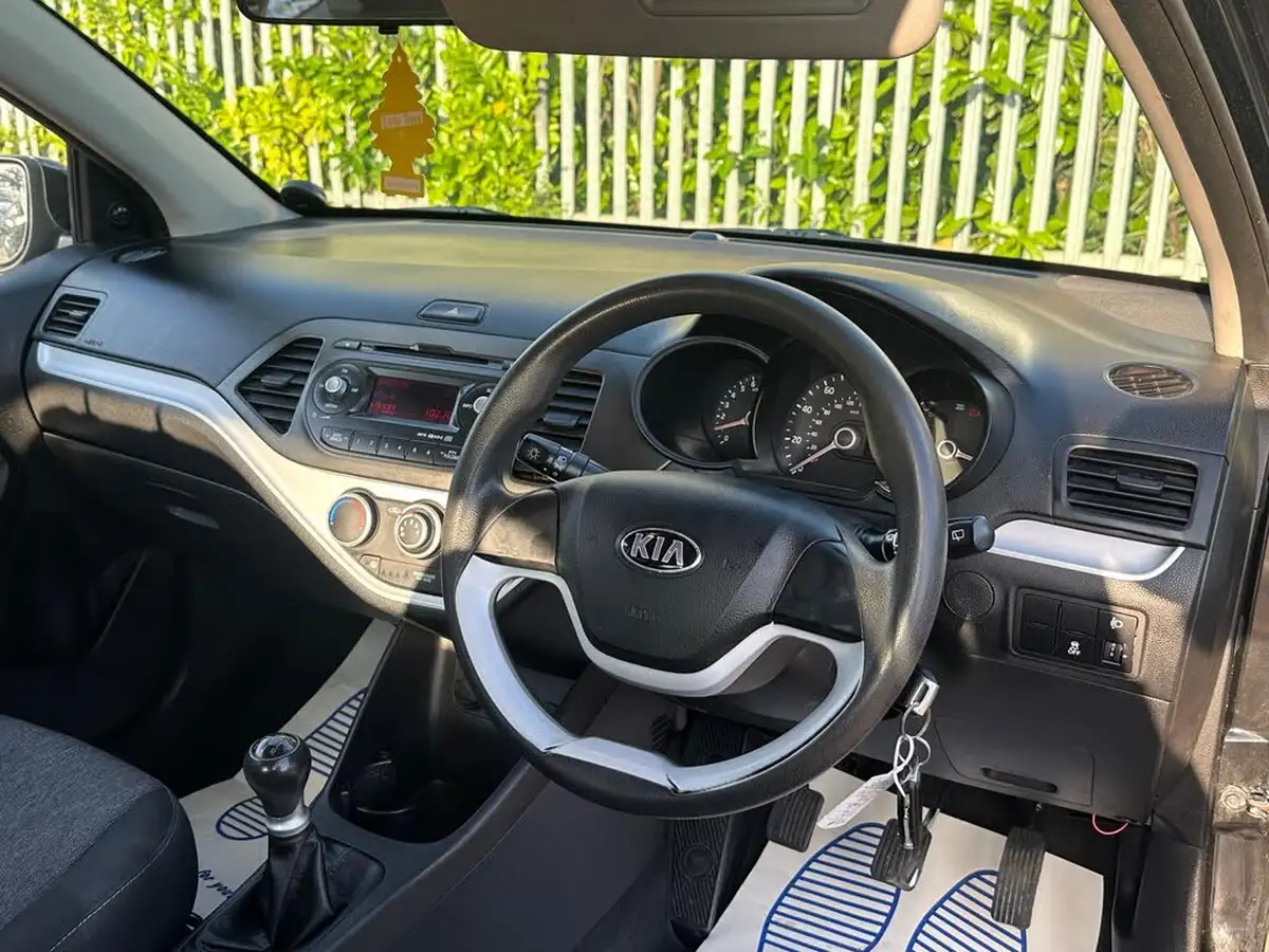 2014-kia-picanto-10-picanto-1-3d-big-16