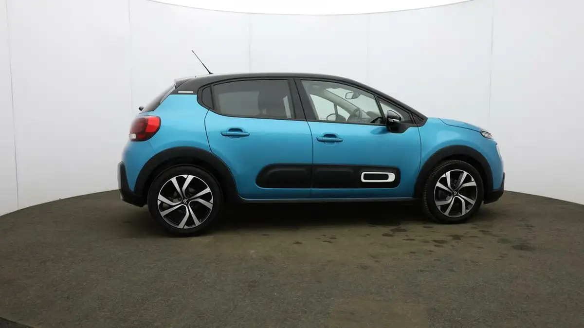 2023-citroen-c3-12-puretech-shine-plus-110ps-ss-eat6-big-46