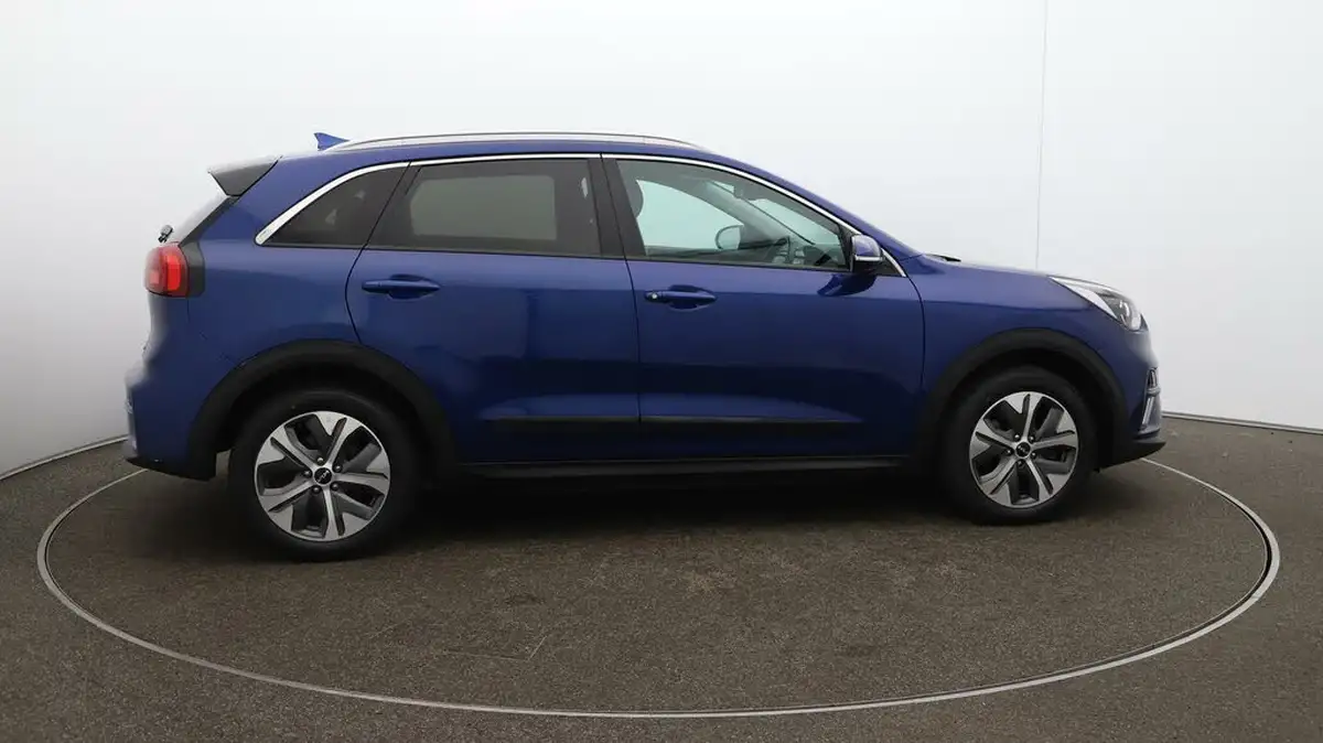 2022-kia-niro-ev-e-2-big-49