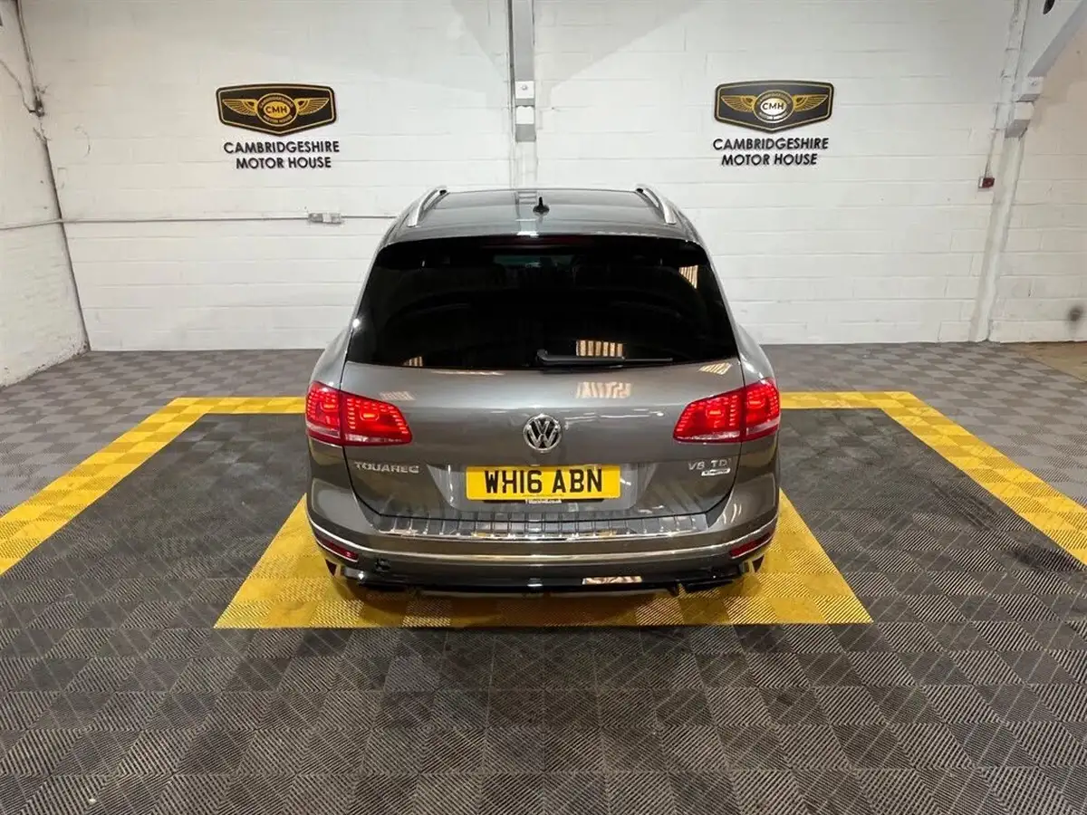 2016-volkswagen-touareg-30tdi-r-line-262ps-2967cc-big-3