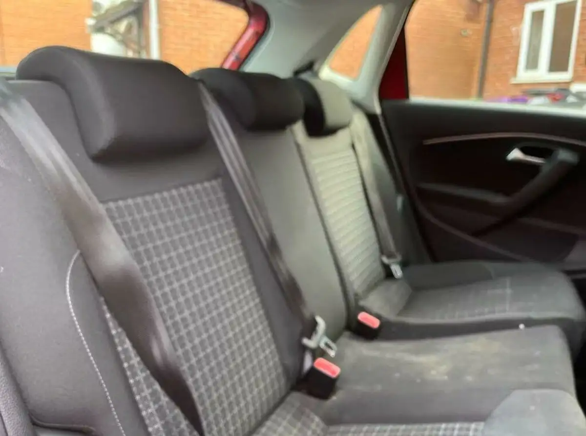 2014-volkswagen-polo-12-tsi-se-5d-dsg-big-6