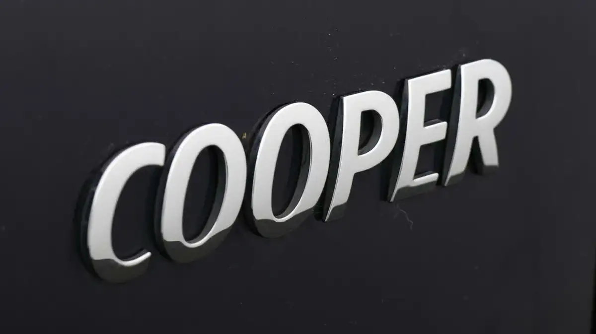 2021-mini-countryman-15-cooper-classic-big-21