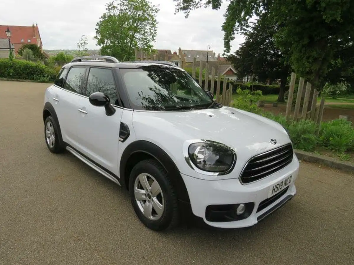 2019-mini-countryman-15-cooper-classic-auto-big-9