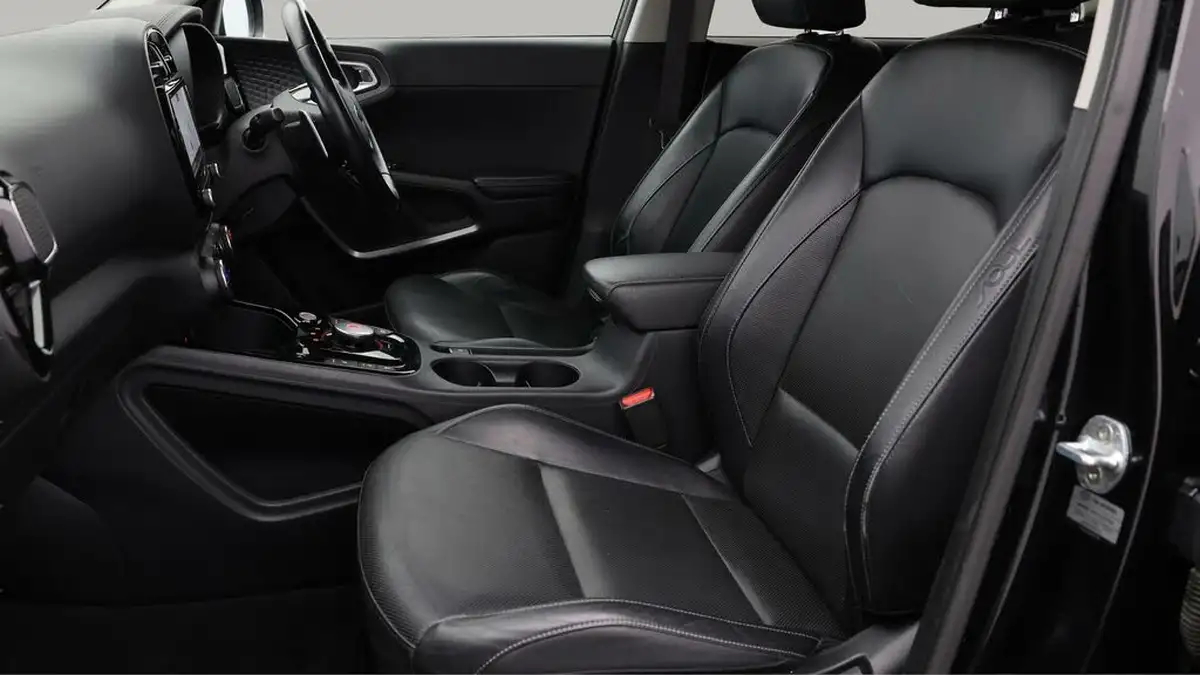 2021-kia-soul-ev-first-edition-big-14