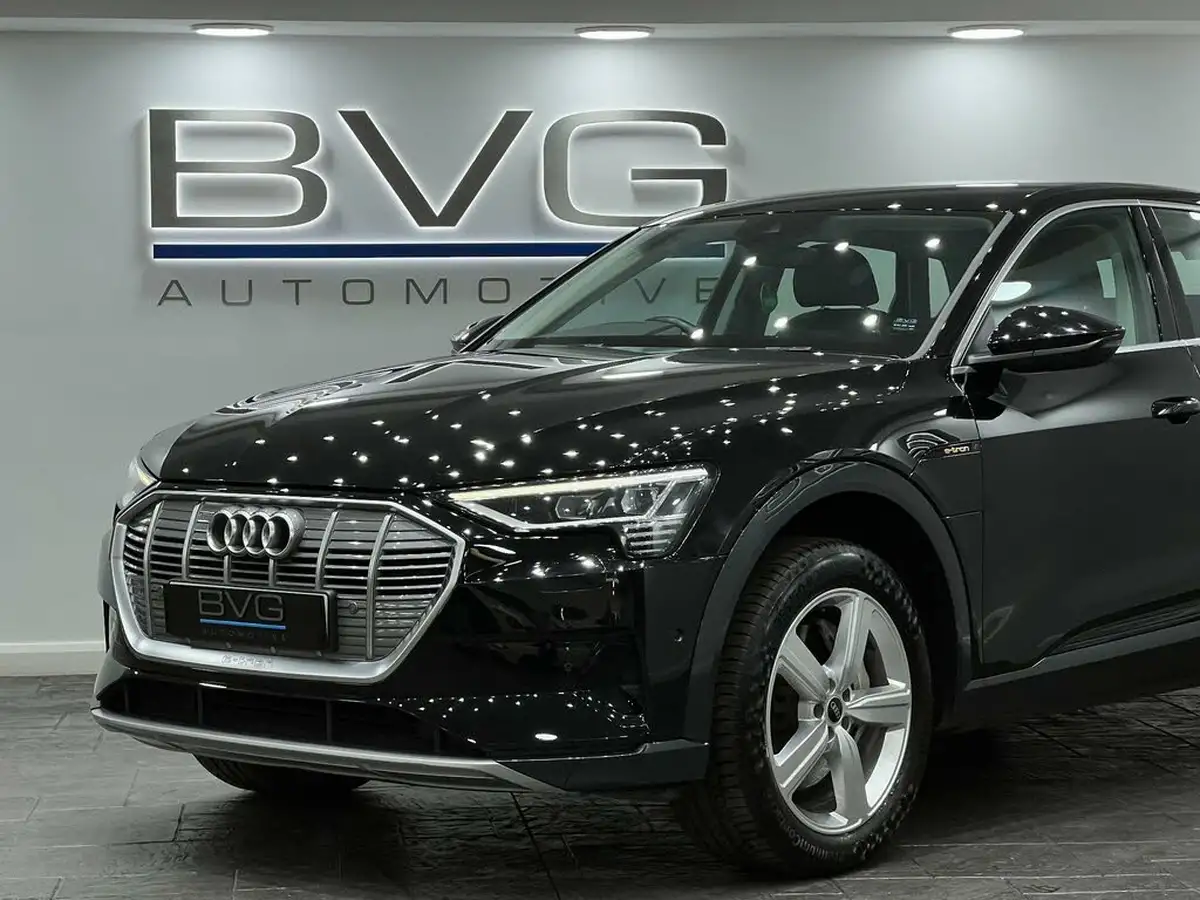 2021-audi-e-tron-50e-technik-station-wagon-big-13