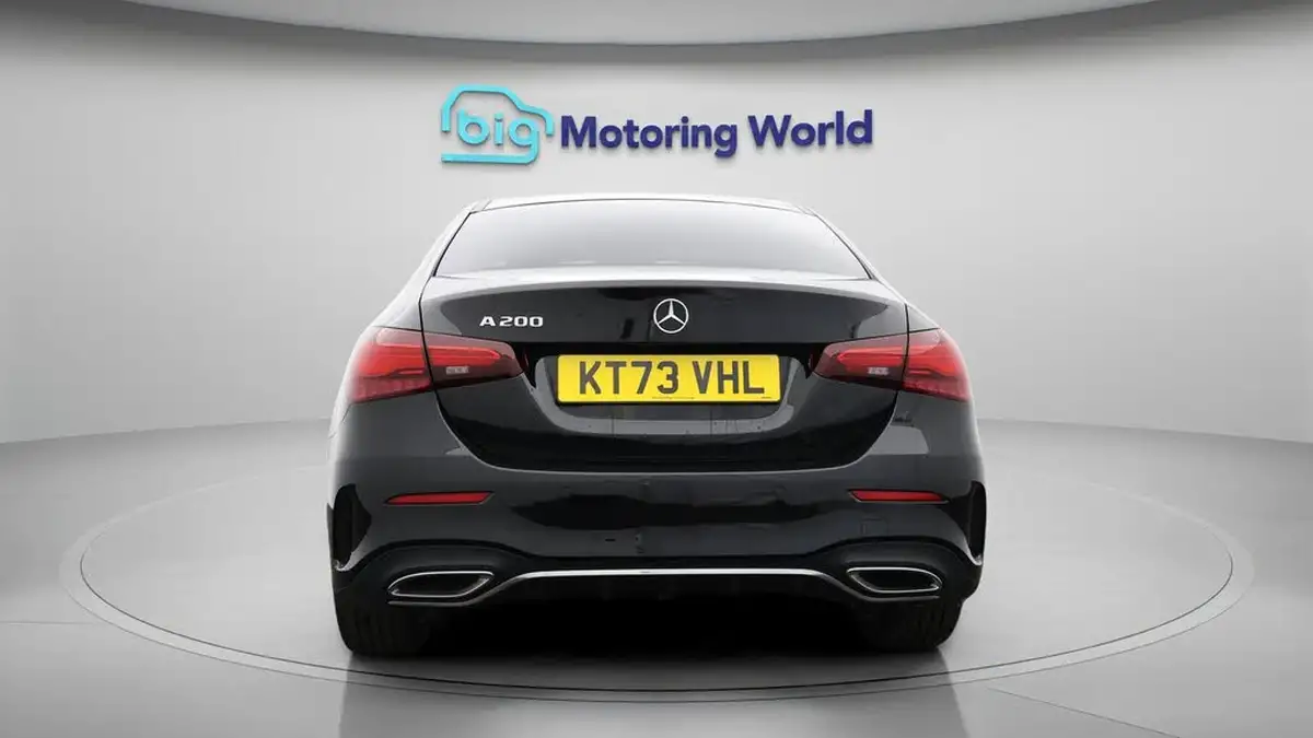 2023-mercedes-benz-a-class-13-a200-amg-line-executive-saloon-4d-big-6