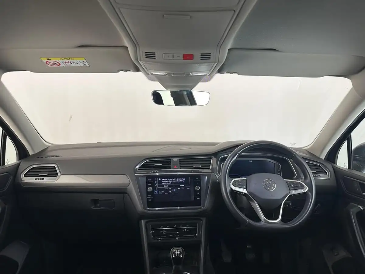 2022-volkswagen-tiguan-allspace-15-tsi-life-big-12