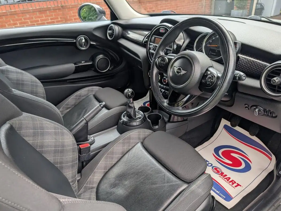 2014-mini-cooper-20td-cooper-sd-170bhp-ss-hatchback-3d-big-19