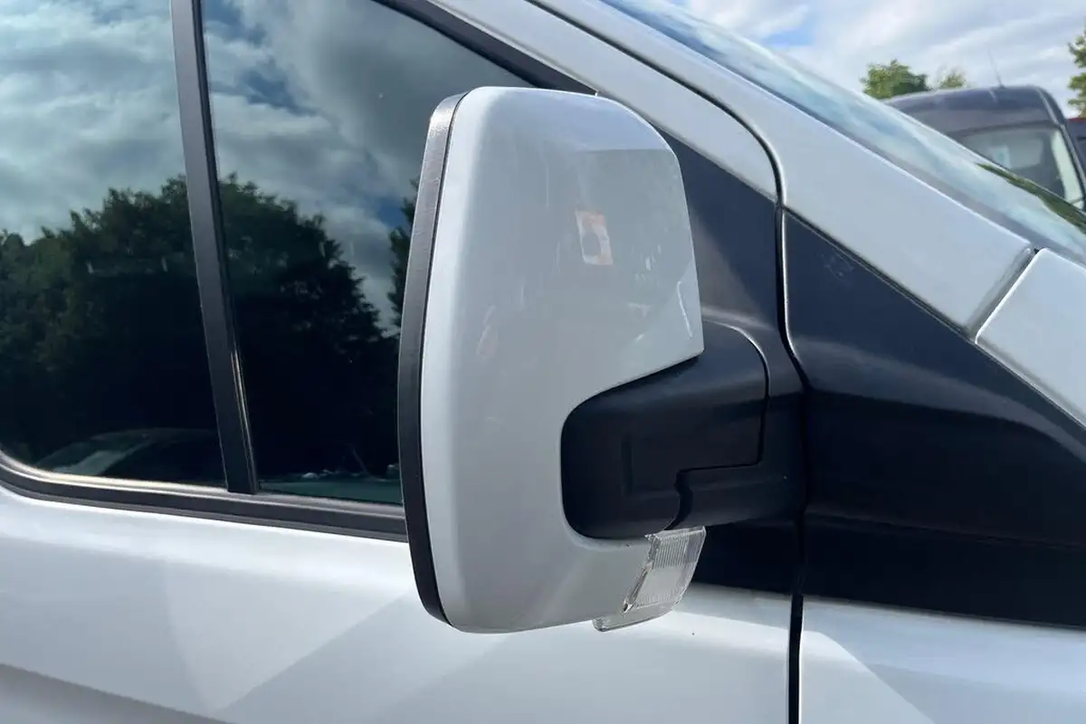 2022-ford-transit-custom-20tdci-340-l1h1-limited-170pseu6dt-auto-big-18