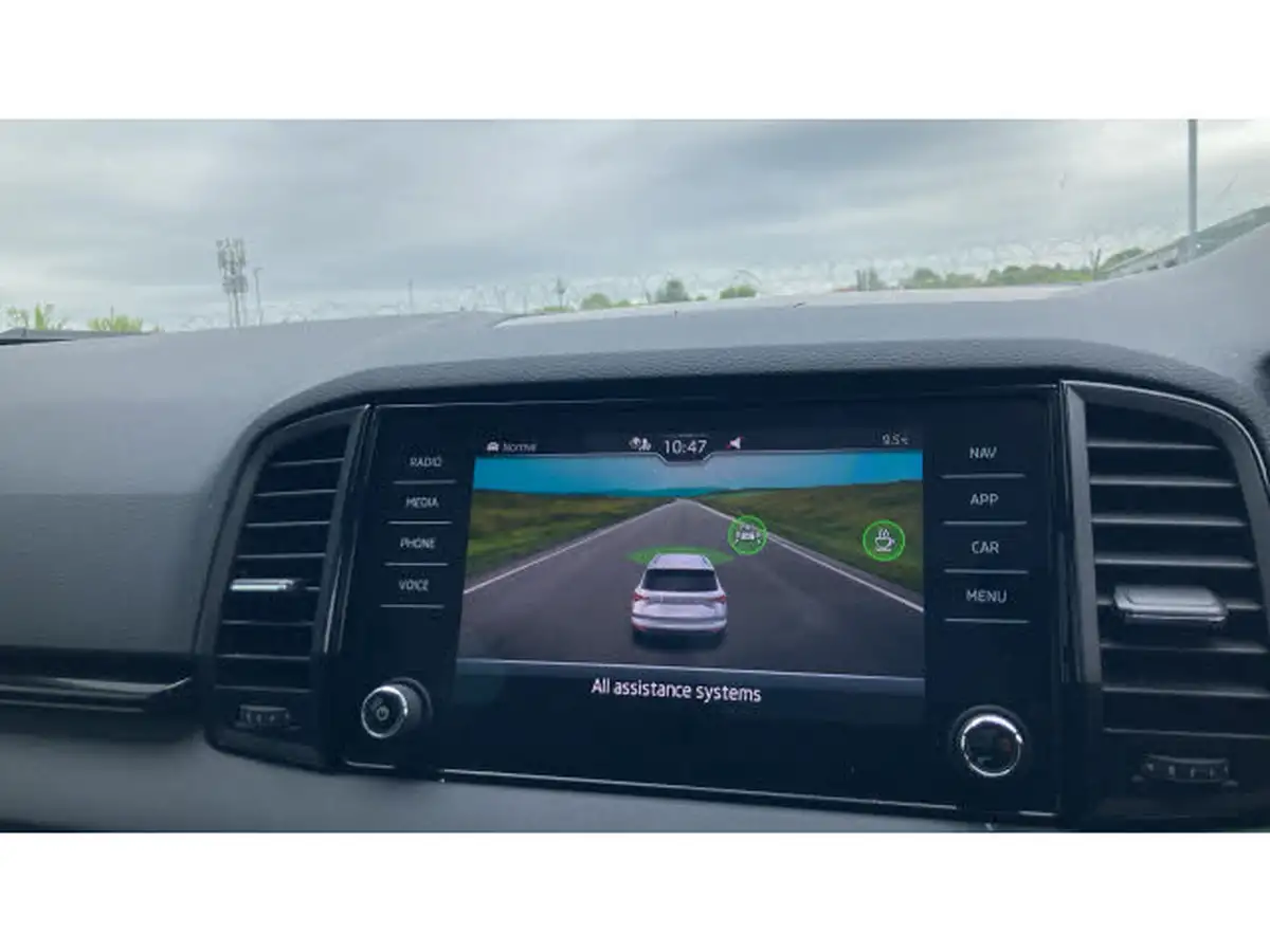 2024-skoda-karoq-15-tsi-sportline-big-27