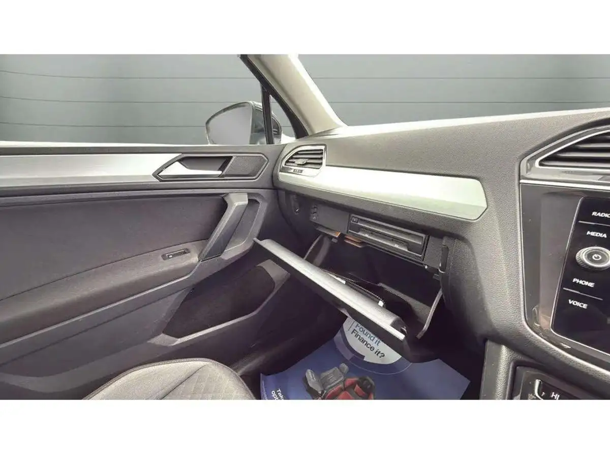 2019-volkswagen-tiguan-20tdi-match-150ps-dsg-big-13