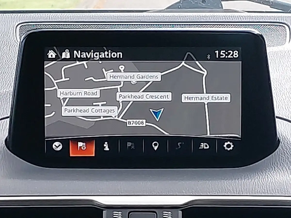 2018-mazda-mazda3-20-se-l-nav-fastback-4d-big-9