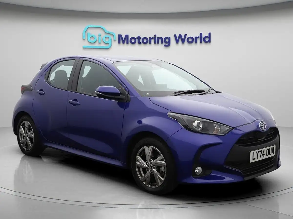 2025-toyota-yaris-15-vvt-i-icon-big-0