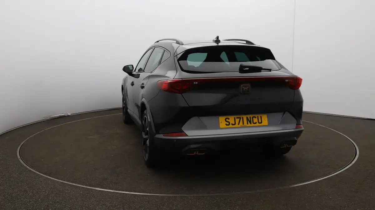 2021-cupra-formentor-14-e-hybrid-vz1-big-51
