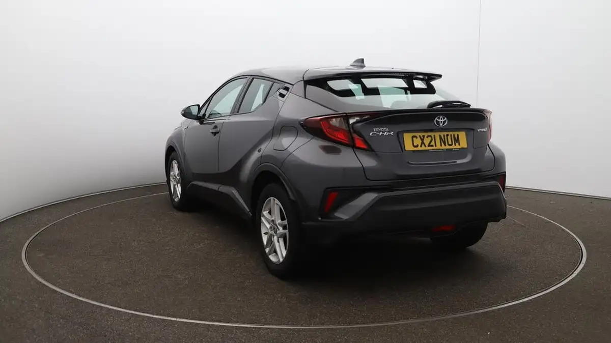 2021-toyota-c-hr-18-vvt-i-icon-big-61