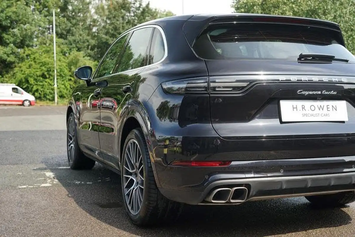 2019-porsche-cayenne-40-v8-turbo-coupe-big-43
