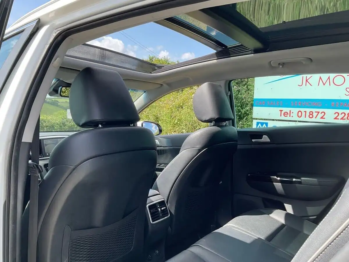 2018-kia-sportage-16-t-gdi-4-big-24