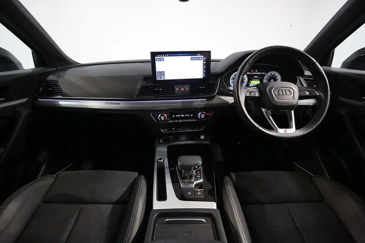 2021-audi-q5-20-50-tfsi-e-s-line-station-wagon-big-1